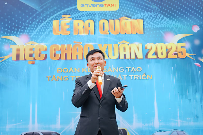 LỄ RA QUÂN CÔNG TY CỔ PHẦN ÉN VÀNG QUỐC TẾ