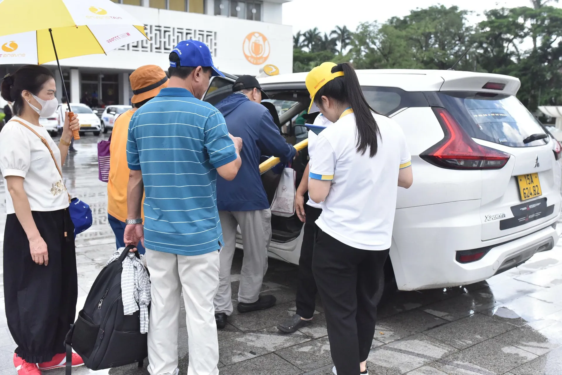 ÉN VÀNG TAXI RA MẮT DỊCH VỤ XE CHUYÊN TUYẾN - TIỆN CHUYẾN- GHÉP CHUYẾN: HẢI PHÒNG- HÀ NỘI SIÊU TIẾT KIỆM