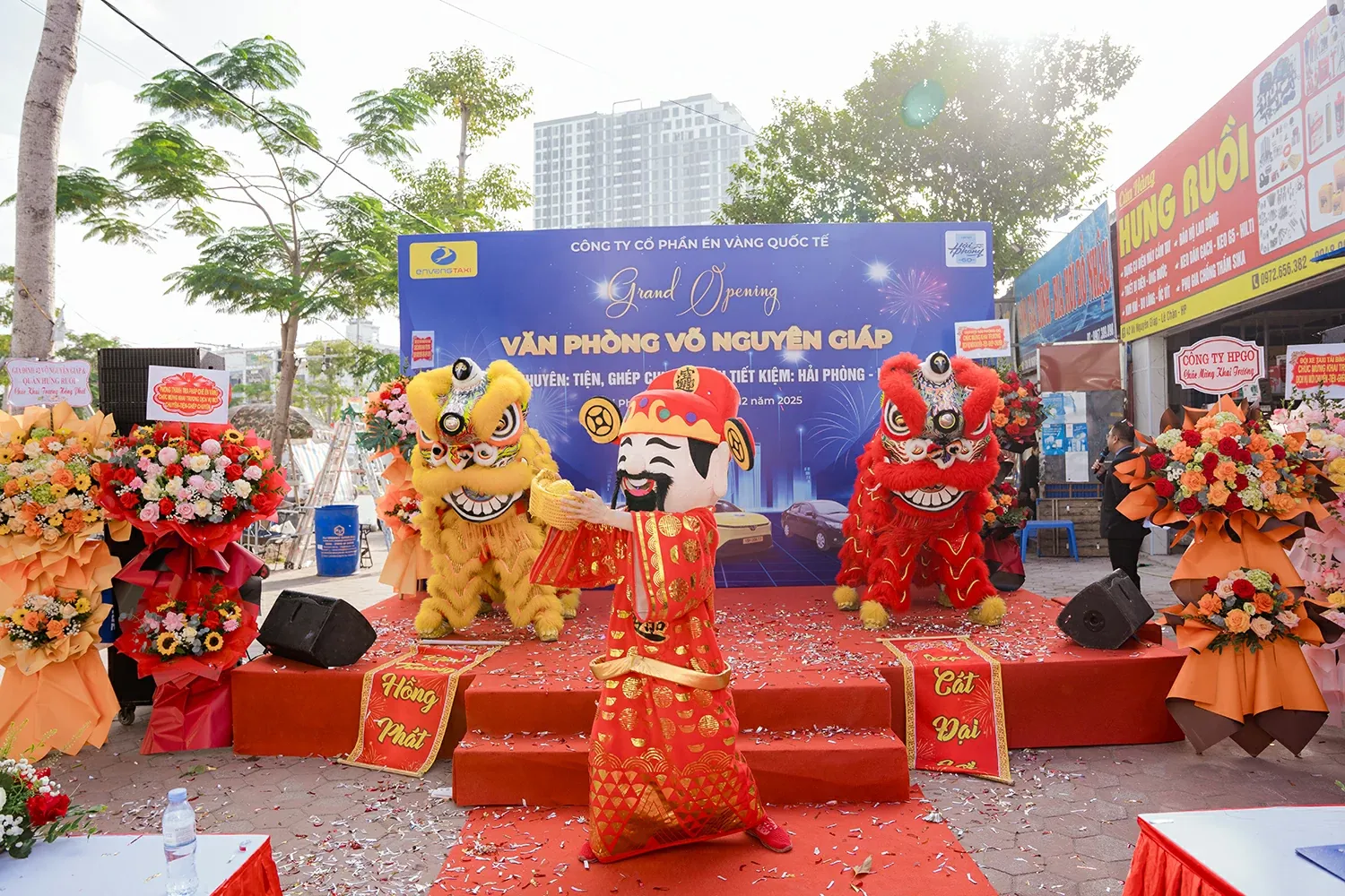KHAI TRƯƠNG VĂN PHÒNG VÕ NGUYÊN GIÁP – ÉN VÀNG TAXI CHÍNH THỨC RA MẮT DỊCH VỤ XE CHUYÊN TUYẾN – TIỆN CHUYẾN – GHÉP CHUYẾN