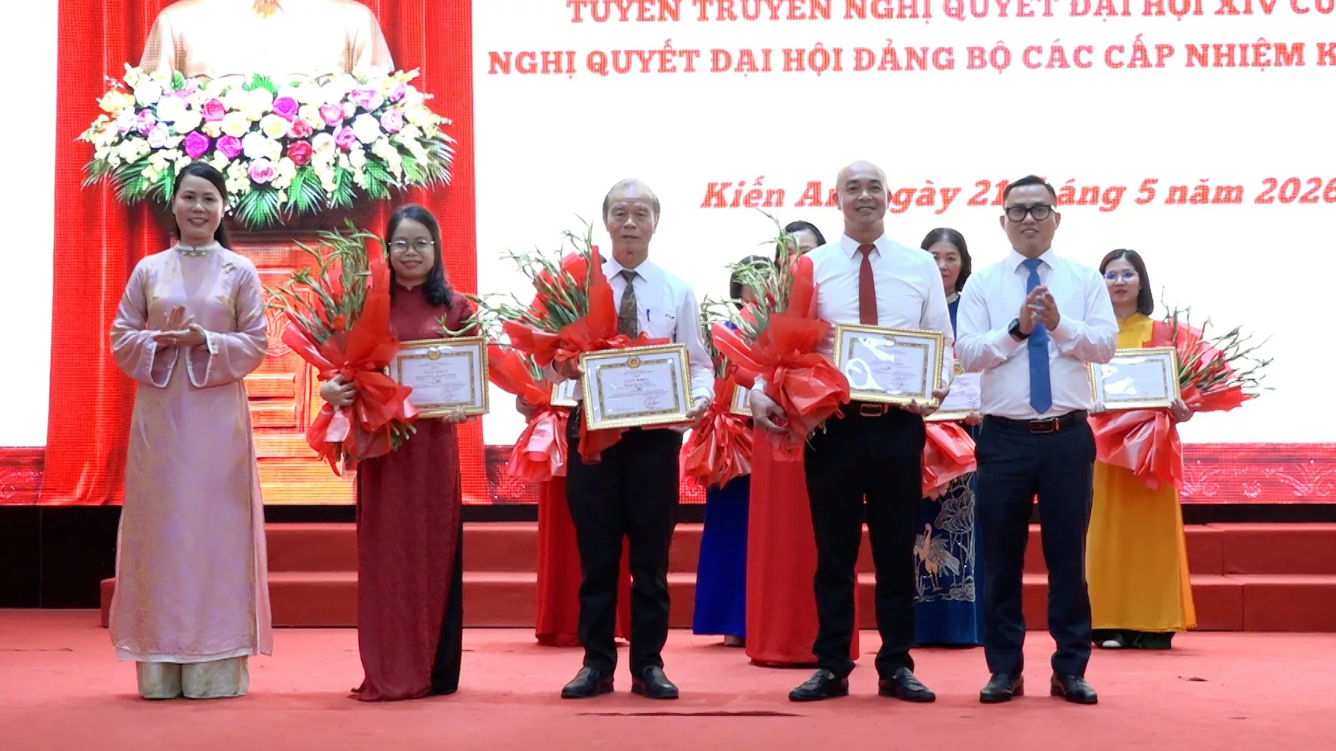 HỘI THI BÁO CÁO VIÊN, TUYÊN TRUYỀN VIÊN GIỎI PHƯỜNG KIẾN AN NĂM 2026